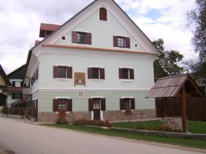 Turistična kmetija Pr’ Sknet